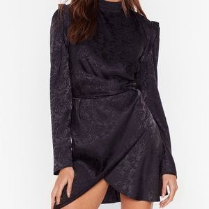 Black long sleeve dress